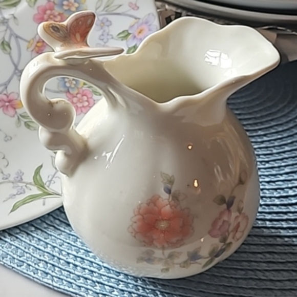 9pce set 8 fine China set matching Porcelain Takahashi Flower Butterfly pitcher - Picture 4 of 8